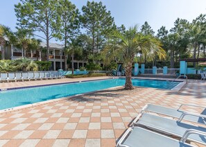 Gulf Place Courtyard Pool