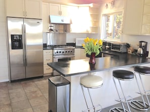 Great Gourmet Kitchen