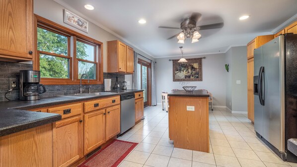 Kitchen
