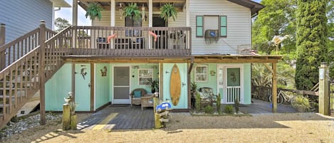 Ocean Isle Beach Vacation Rental | Studio | 1BR | Step-Free Access