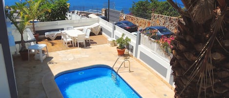 Private Heated Pool with Sensational Views of the Ocean, La Gomera & La Palma