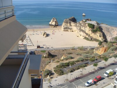  Maravillosa vista de la playa y el río, en primera línea con garaje T2. 1978 / AL