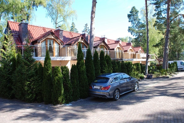 Holiday Home Exterior [summer]