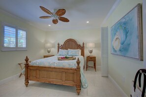 Master bedroom with queen bed and memory foam mattress.  En-suite bath too! (now a King)