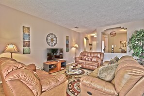 Main Living Area with 40" TV