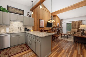 SWP Beaver Village 931 open floor plan
