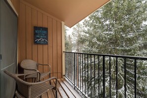 SWP Beaver Village 1934 Private deck