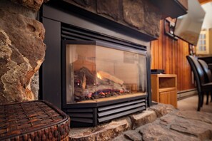 SWP Beaver Village 2032 gas fireplace