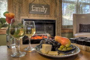 Image_120Cabin20420fireplace20with20wine20and20fruit