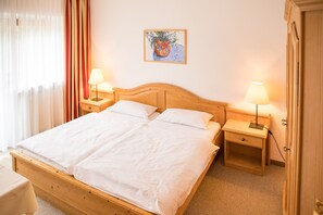 Mayerhaus Wohnung 5, Ferienwohnung für 4 Personen-Schlafzimmer