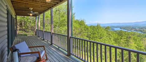 Hiawassee Vacation Rental | 1BR | 1BA | 1,500 Sq Ft | Stairs Required