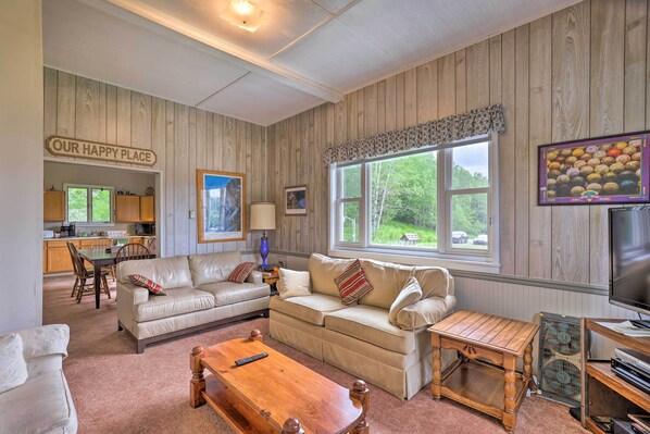 Lawrenceville Vacation Rental | 2BR | 1BA | 2,923 Sq Ft | Ramp Access