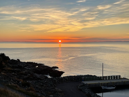 Some of the most incredible sunsets in the world can be found in Bauline