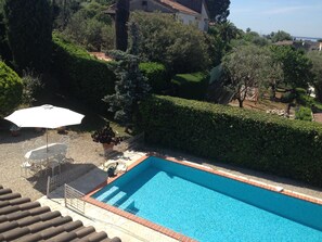 Piscine vue de l'étage
