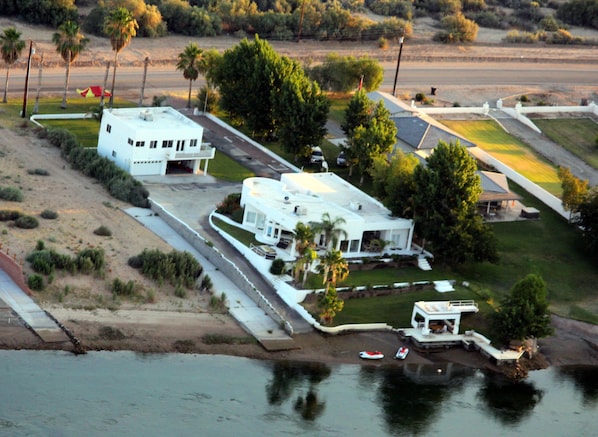 Main owners Residences House & Guest House