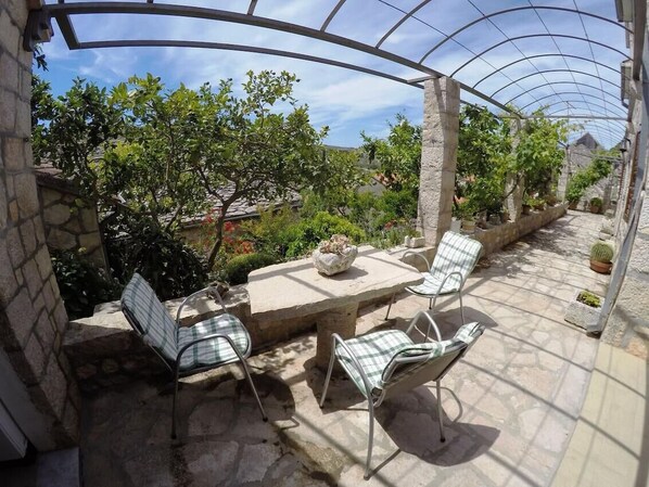 Terassi/patio