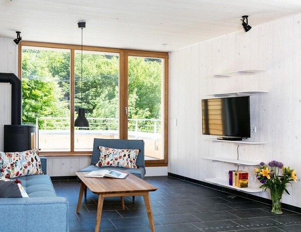 Ferienwohnung Drei, 66 qm, 2 Terrassen, 2 Schlafzimmer, max. 6 Personen