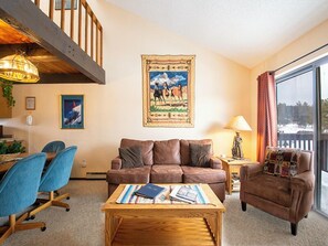 SWP Meadow Ridge 2806 Living Area