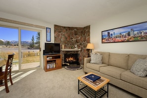 SWP Meadow Ridge 9-4 living room fireplace and TV