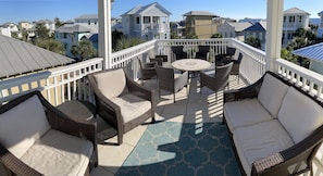 Entertain on your own private rooftop deck