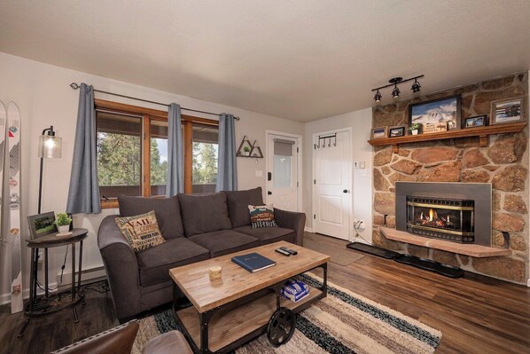 SWP Hi Country Haus 2506 living area