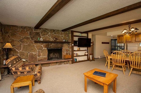 SWP Hi Country Haus unit  2111 living room overview