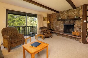 SWP Hi Country Haus unit 2111 living room fireplace