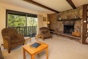 SWP Hi Country Haus unit 2111 living room fireplace