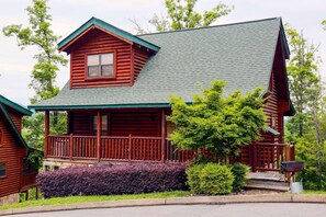 Welcome to Hideaway Haven!