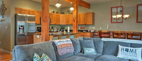 Bozeman Vacation Rental | 4BR | 3.5BA | 2,466 Sq Ft | Stairs Required