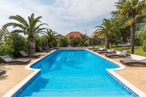 Holiday Home Swimming Pool
