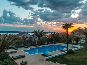Holiday Home Swimming Pool