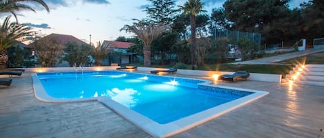 Holiday Home Swimming Pool