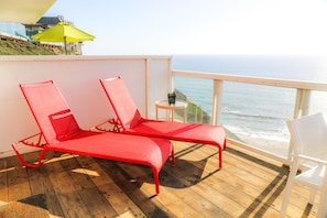 Fabulous Oceanfront View from Patio