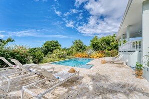 Pool area