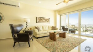 Seimpre livingroom