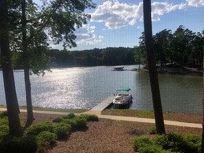 Renting a boat is easy ... or bring your own - tie up to our dock