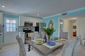 Dining table right off the kitchen.