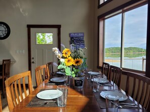 Enjoy meals with the family!