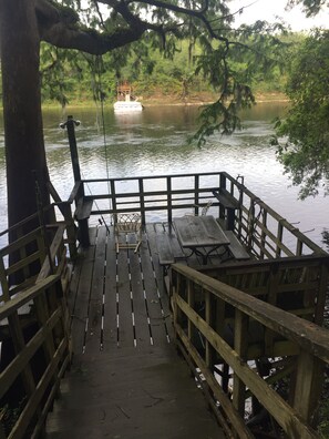 Relax on The Suwannee River 