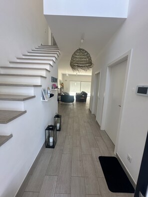 Open space 0 floor