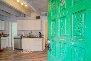 Spacious Kitchen