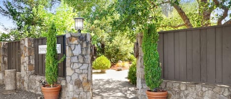 Entrance to Pomegranate Farm 