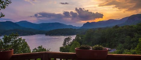 Unforgettable sunset views from the deck off the main floor
