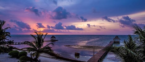 Indigo Belize 1B Beach Front View Dawn