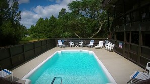 wonderful pool  ; optional pool heat available at cost