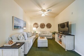 Living Room | Smart TV | Sleeper Sofa