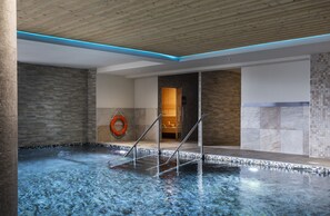 Piscina interior
