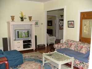 Living room has spacious seating