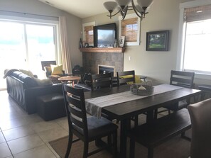 Open dining room & living room & entertaining size kitchen